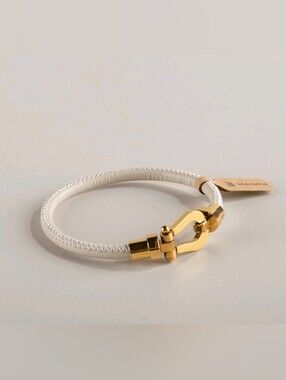 🤍💛NEW🤍💛 PRETTY!! Blacksmith SS Horseshoe Buckle In GOLD Leather Bracelet